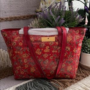 🆕🏷 Patricia Nash Shoulder Tote 👜 Varsi Tote 👜